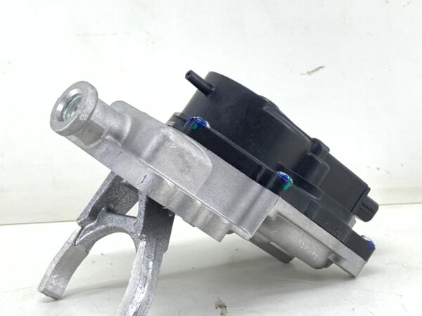 MOTOR DIFERENCIAL DIANT. TOYOTA HILUX 2005/