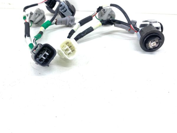 CHICOTE LANTERNA TRAS. TOYOTA HILUX 2021/ COM LED