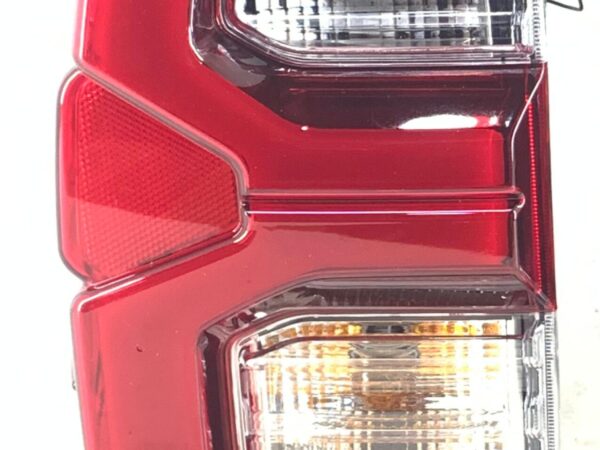 LANTERNA TRAS. TOYOTA HILUX 2021/ LE COM LED