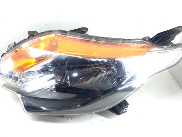 FAROL MITSUBISHI L200 TRITON, 17/20, ESQUERDO, SEM LED.
