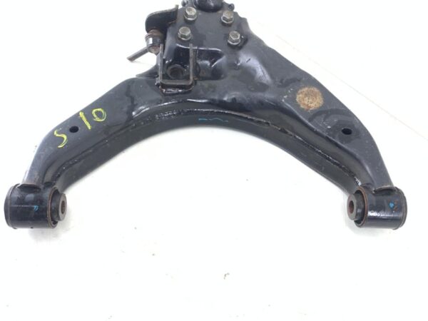 BANDEJA GM S10, 12/16, DIREITO INFERIOR.